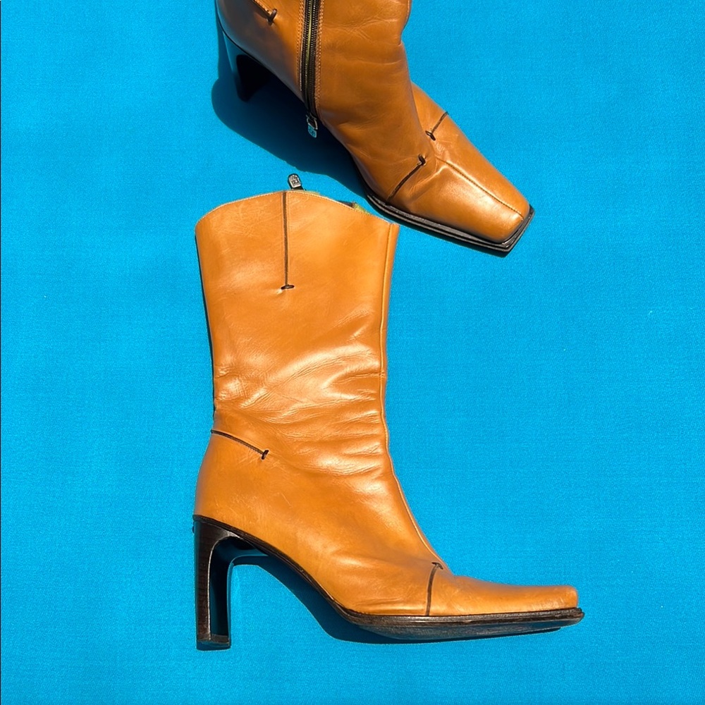 Donald J Pliner mid calf tan leather Boots